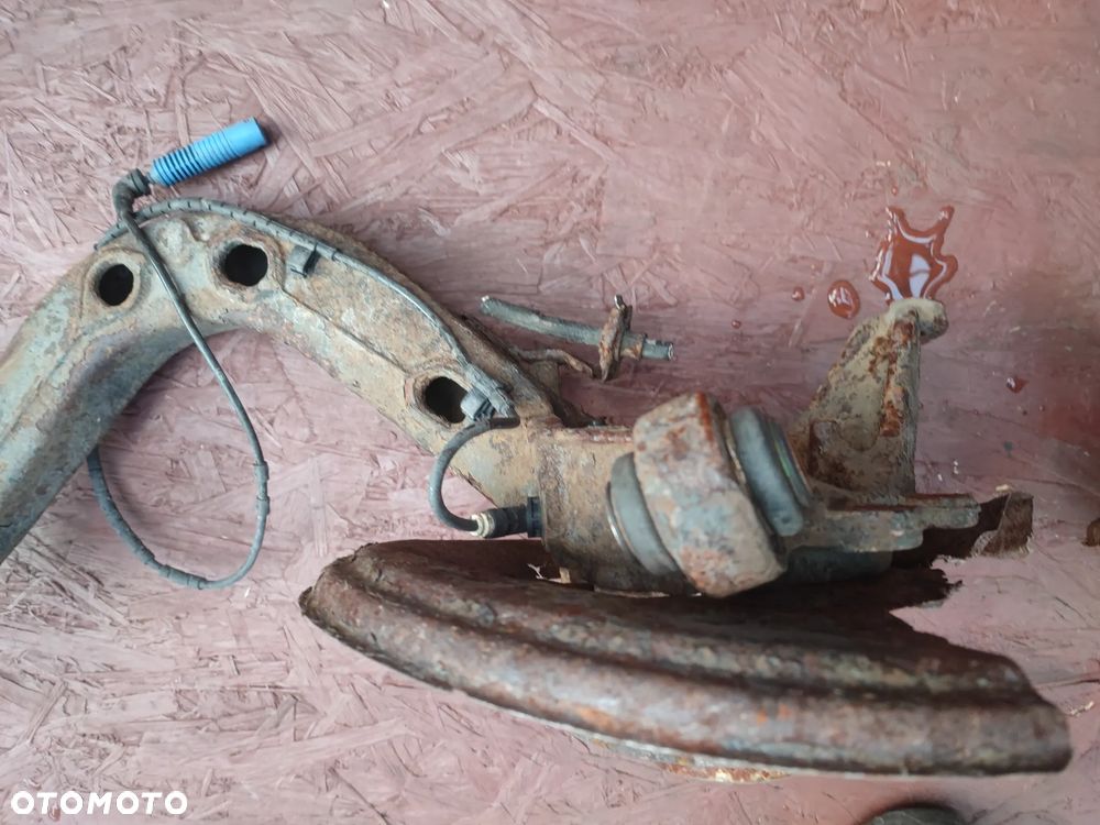 BMW E46 ORYGINALNY WAHACZ PRAWY / LEWY DO SILNIKÓW GAMY M54B30 / M57D30 / WAHACZE WZDŁUŻNE POD DUŻE TARCZE HAMULCOWĄ O NR. 33 32 6 774 779 / 33 32 1 097 035 / 33 32 6 770 805 / 33 32 6 774 780 OEM - 19