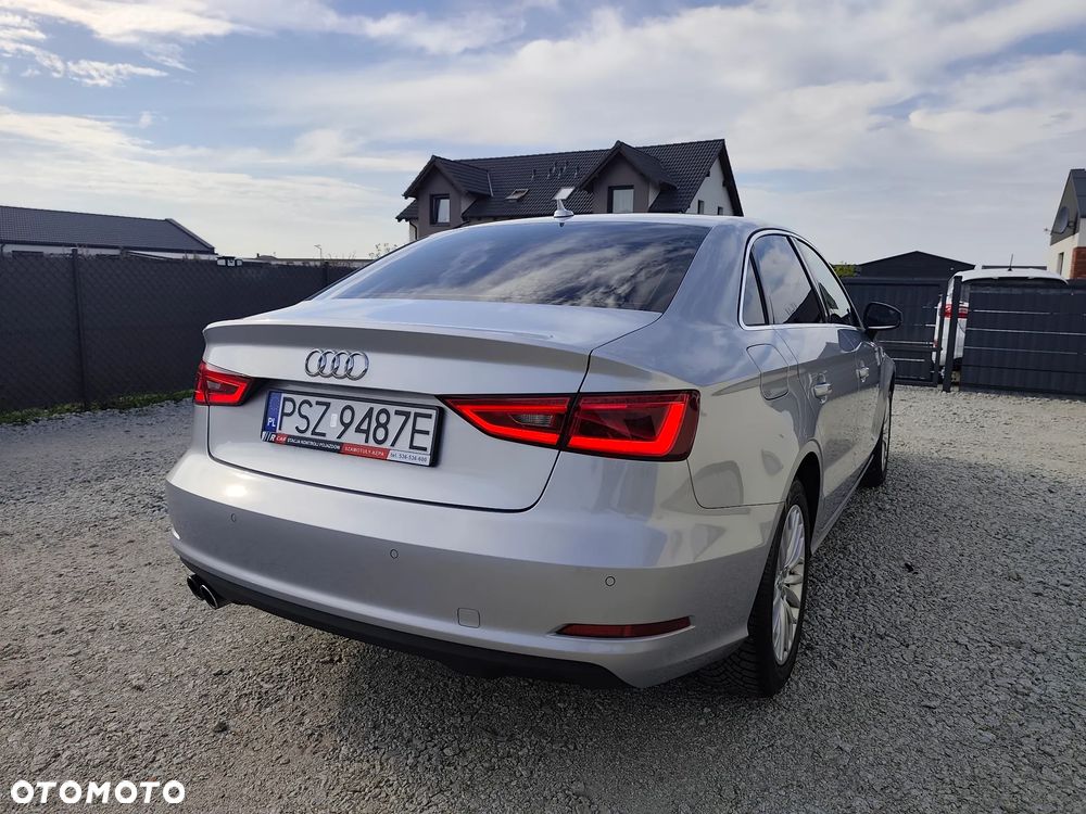 Audi A3 Limousine 1.4 TFSI S tronic Ambiente - 17