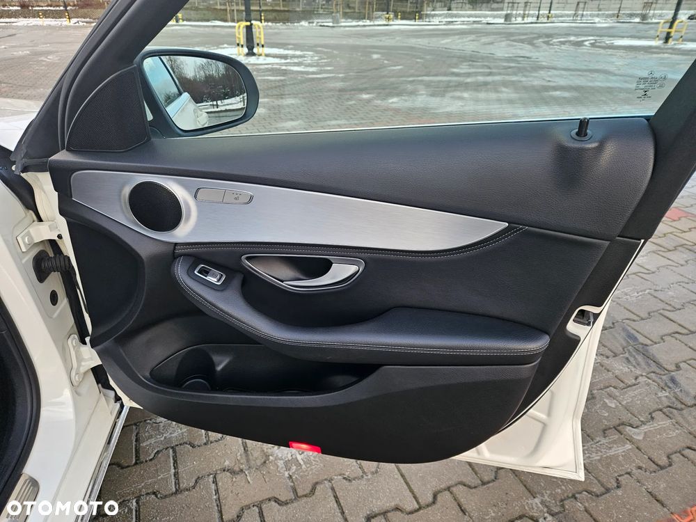 Mercedes-Benz Klasa C 200 (BlueTEC) d 7G-TRONIC Exclusive - 21