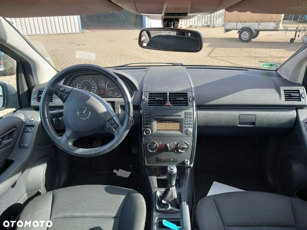 Mercedes-Benz Klasa A 180 Classic - 8