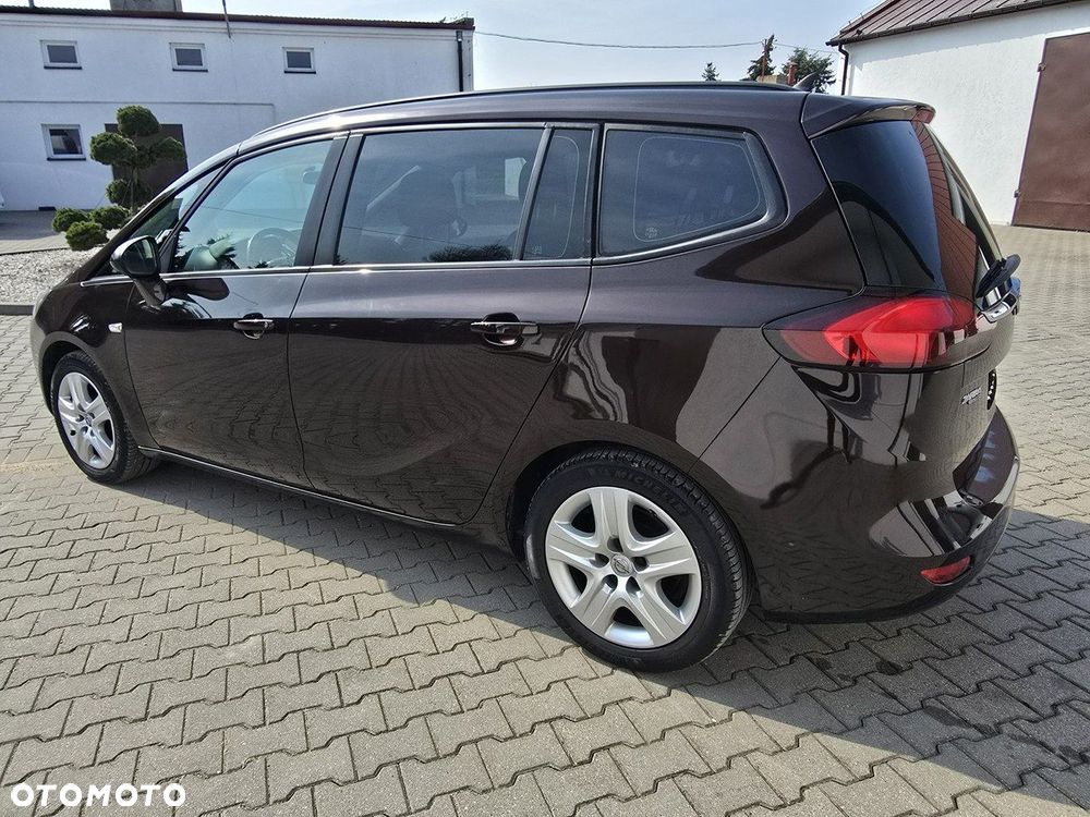 Opel Zafira - 14