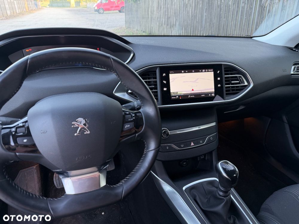 Peugeot 308 - 13