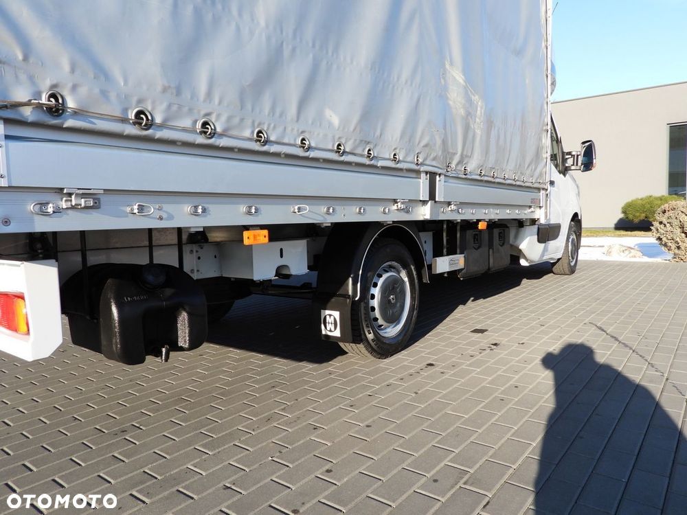 Renault MASTER PLANDEKA 10 PALET WEBASTO TEMPOMAT LEDY PNEUMATYKA KLIMATYZACJA  165KM - 17