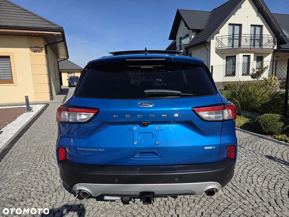 Ford Kuga 2.0 EcoBoost 4x4 Titanium - 37