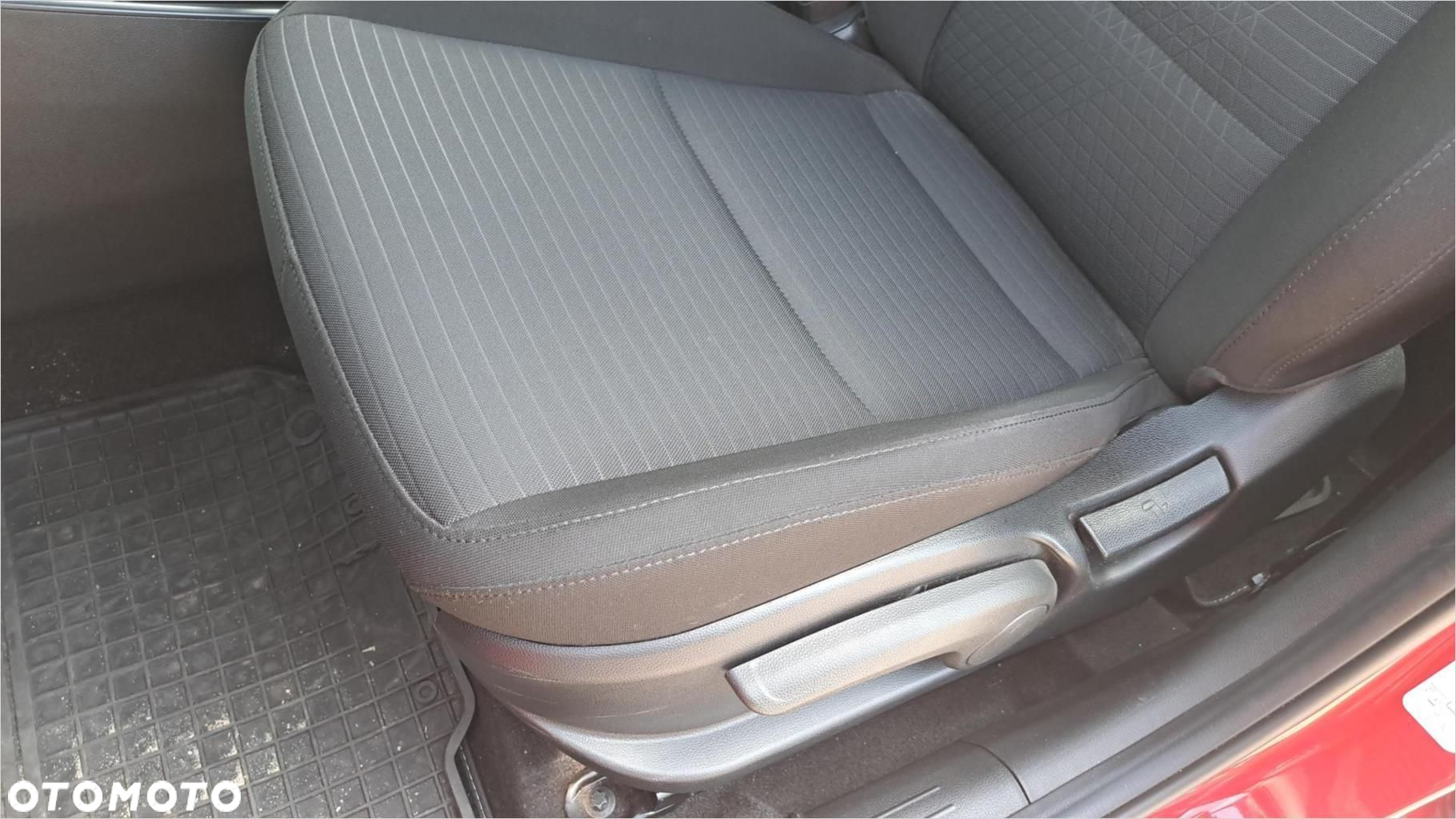 Hyundai i20 - 13