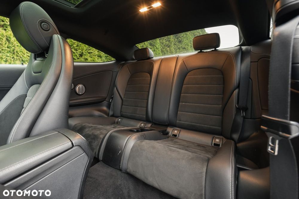 Mercedes-Benz Klasa C 200 4MATIC 9G-TRONIC - 14