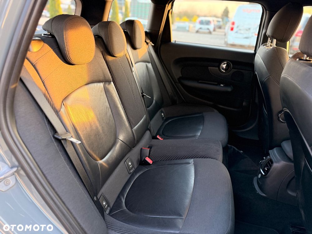 MINI Clubman One D Essential Trim - 17