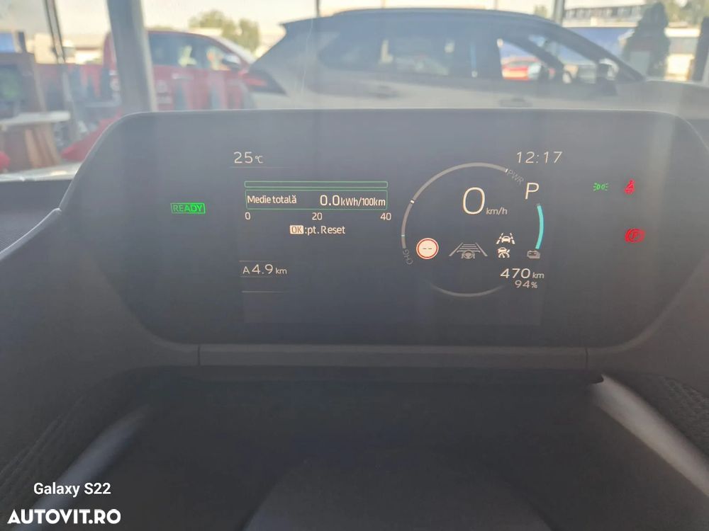 Toyota BZ4X 150 KW FWD (4x2) Luxury - 12