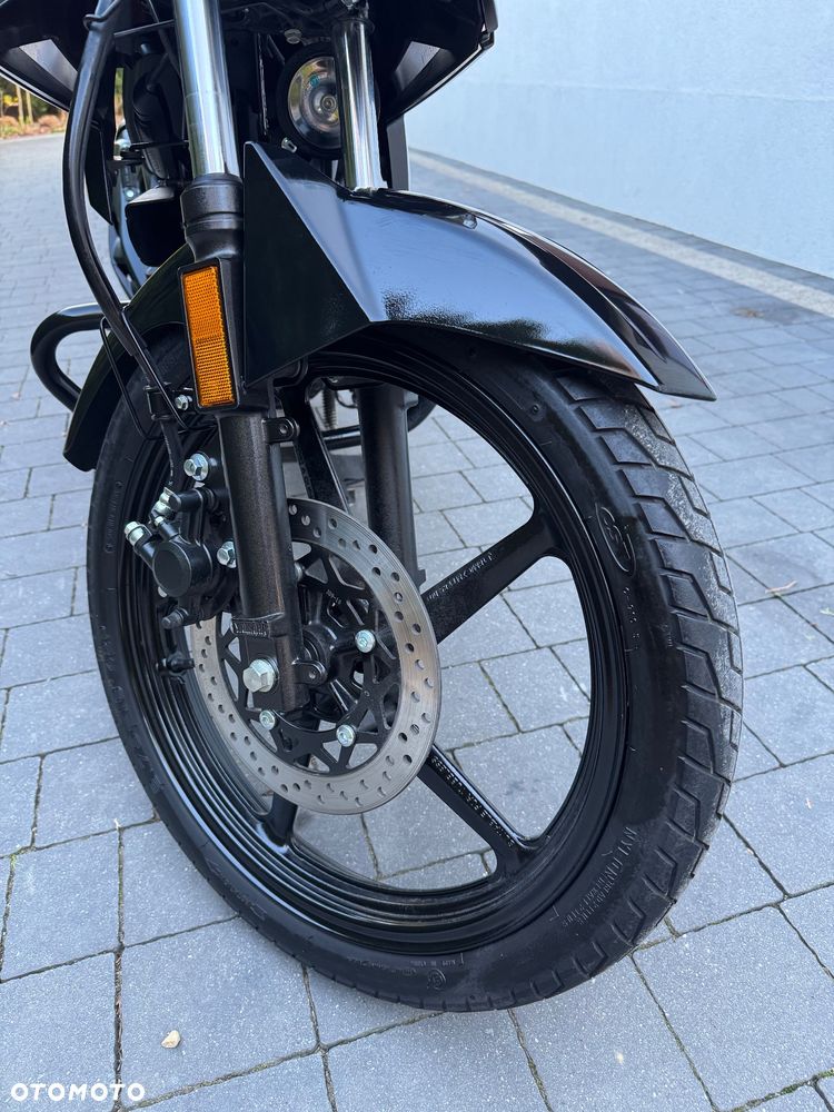 Yamaha YBR - 10