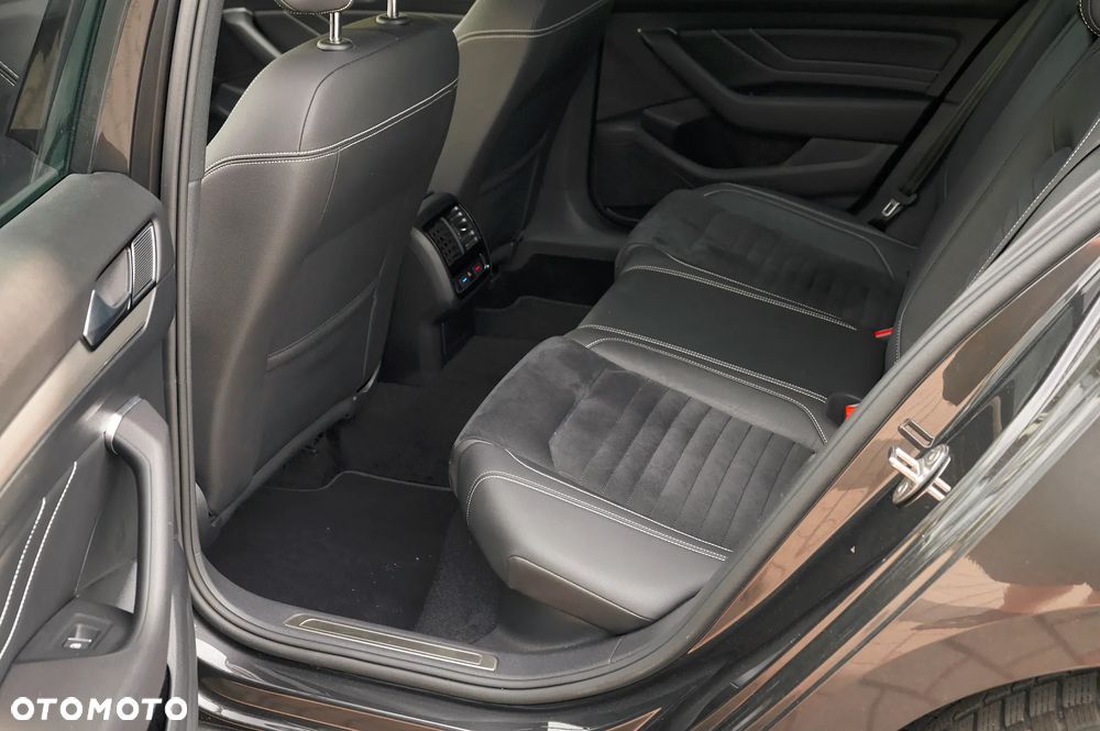 Volkswagen Passat 1.5 TSI EVO Highline DSG - 19