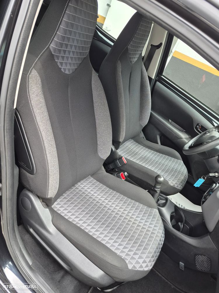 Peugeot 108 1.0 VTi Allure - 26