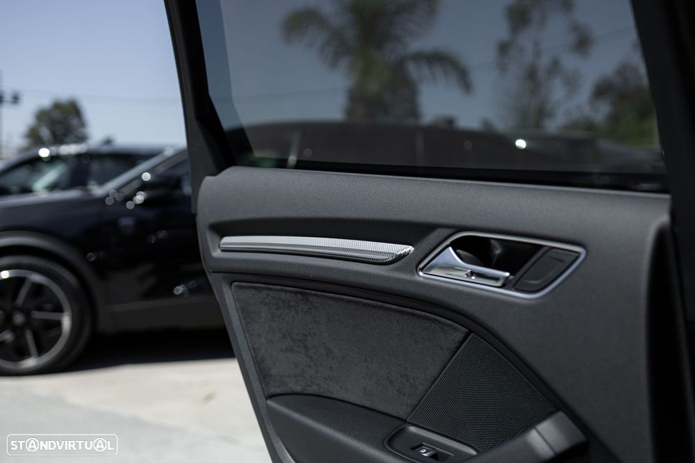 Audi RS3 Sportback TFSI quattro S tronic - 42