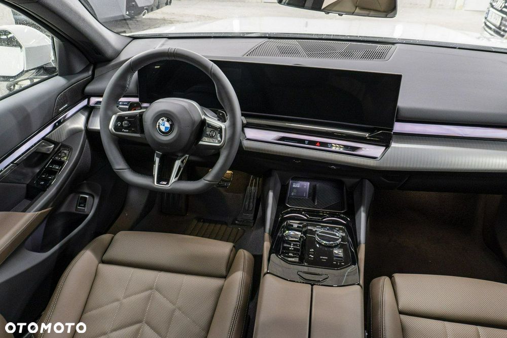 BMW Seria 5 - 16