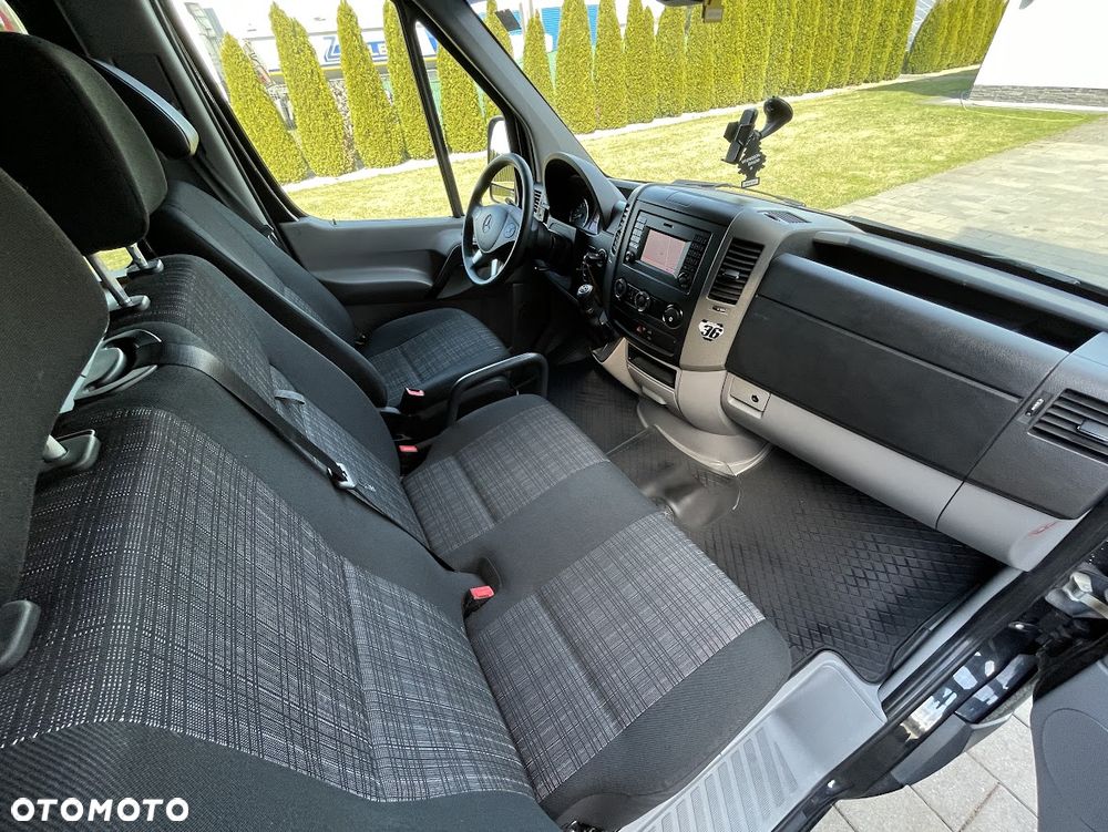Mercedes-Benz Sprinter 319 CDI - 23