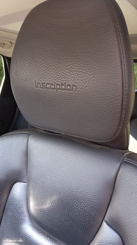 Volvo XC 60 2.0 T8 PHEV Inscription AWD - 9