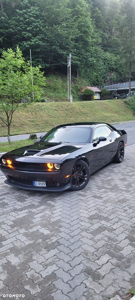 Dodge Challenger 5.7 R/T - 8
