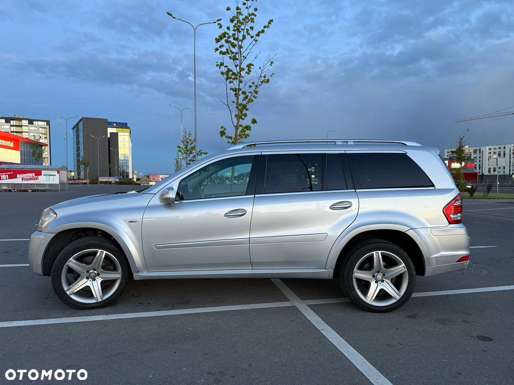Mercedes-Benz GL 350 BlueTec - 5