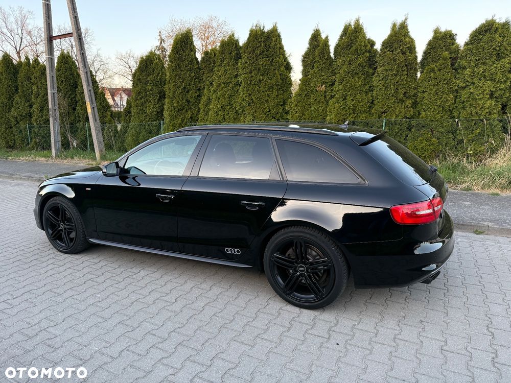 Audi A4 Avant 2.0 TDI DPF quattro S line Sportpaket - 6