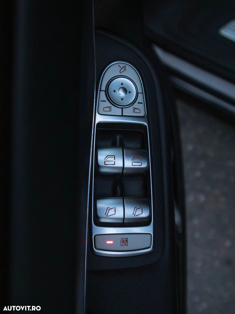 Mercedes-Benz V 250 d Combi Extra-lung 190 CP AWD 9AT - 31