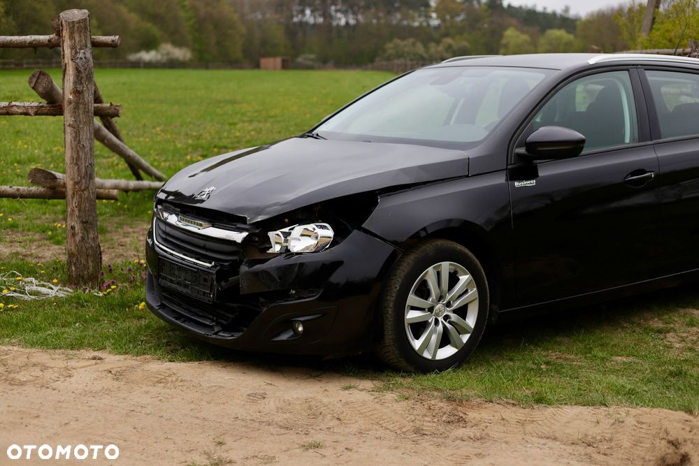 Peugeot 308 BlueHDi 120 EAT6 Stop & Start Active Business-Paket - 14