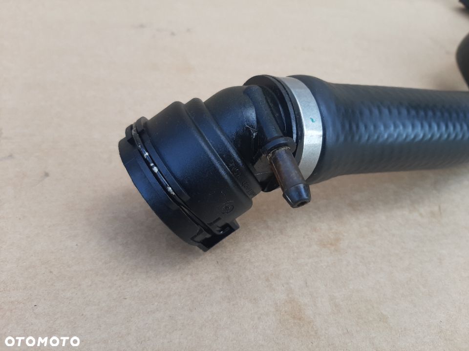 BMW E39 PRZEWÓD WODNY KRÓCIEC - 2