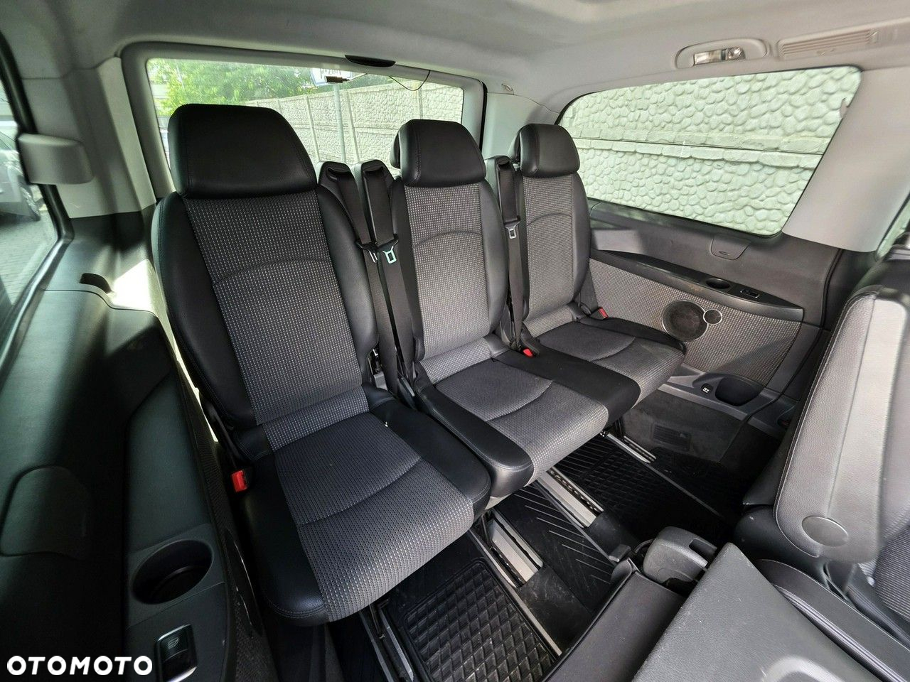 Mercedes-Benz Viano - 24