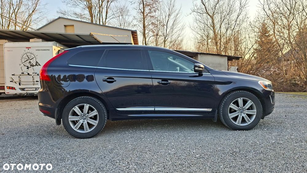 Volvo XC 60 T6 AWD Geartronic Momentum - 6