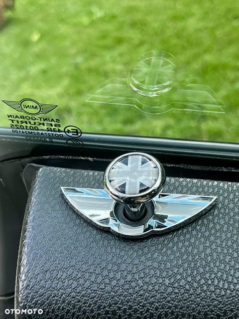 MINI Cooper Standard - 4