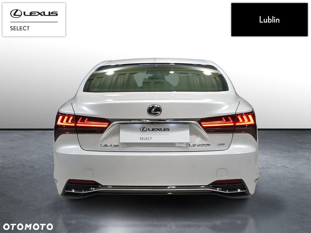 Lexus LS - 4