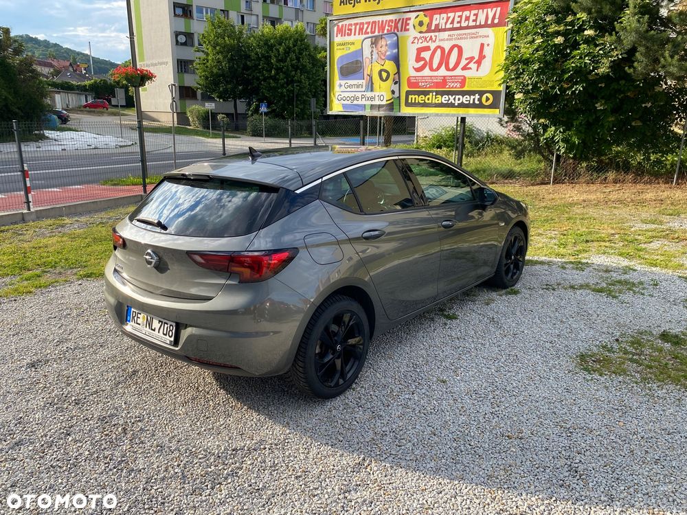 Opel Astra 1.4 Turbo Innovation - 13