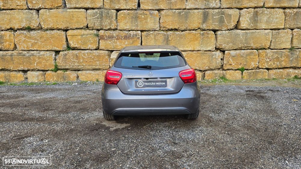 Mercedes-Benz A 180 d Urban - 6