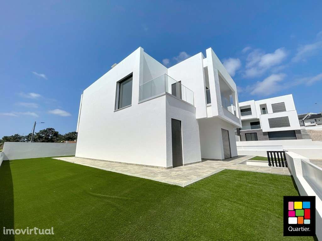 Moradia T4 Isolada em lote de 399 m2. - Grande imagem: 2/23