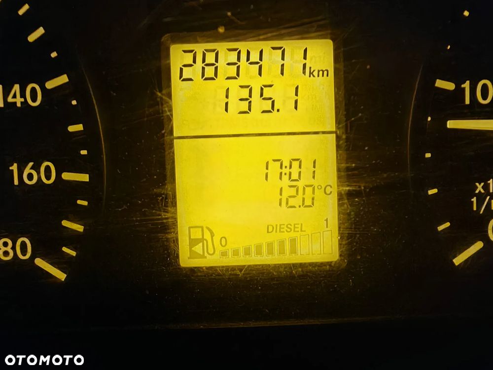 Mercedes-Benz Sprinter - 9