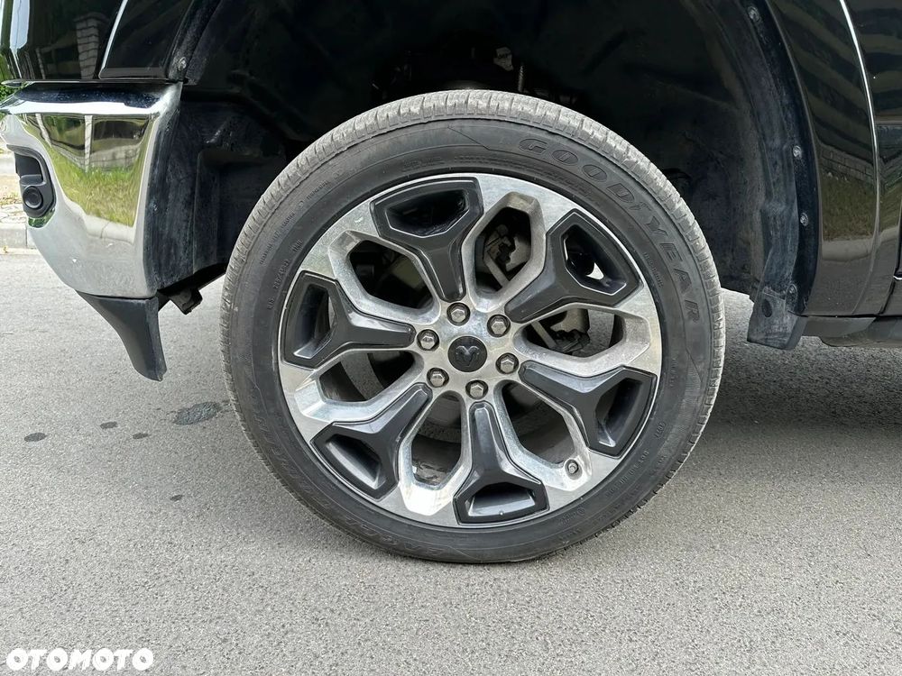 Dodge RAM 1500 5.7 4x4 - 10