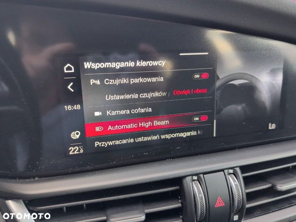 Alfa Romeo Giulia 2.0 Turbo 16V AT8-Q4 Ti - 27