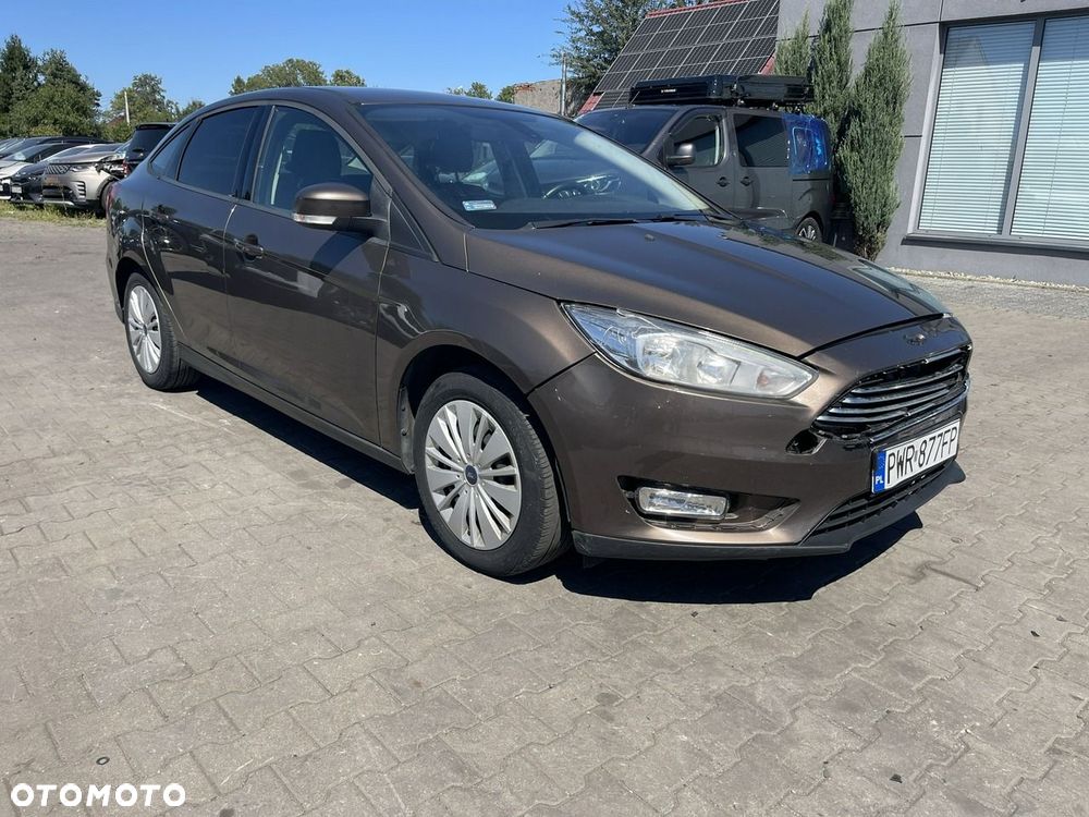 Ford Focus 2017 photo 2