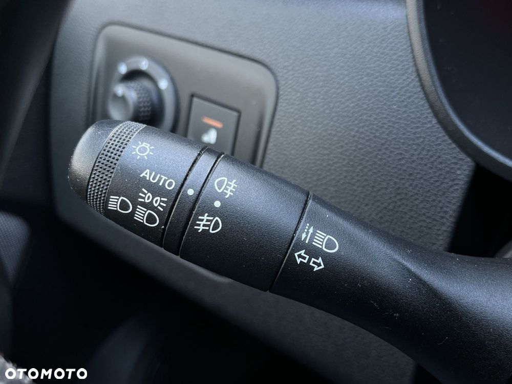 Dacia Duster 1.3 TCe FAP Techroad - 28
