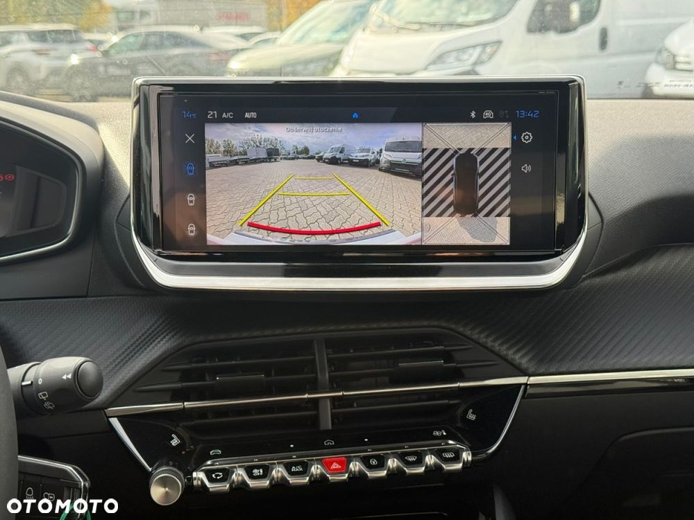 Peugeot 2008 PureTech mHEV Allure e-DCS6 - 18