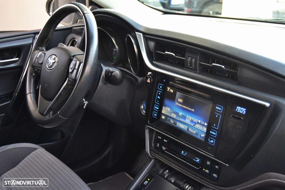 Toyota Auris 1.8 HSD Active - 18