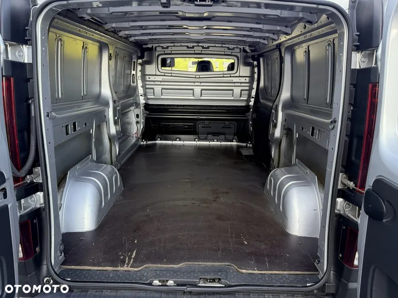 Renault TRAFIC - 13
