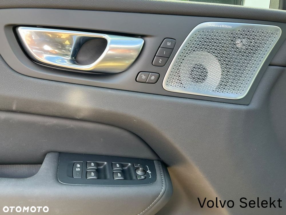 Volvo XC 60 - 16
