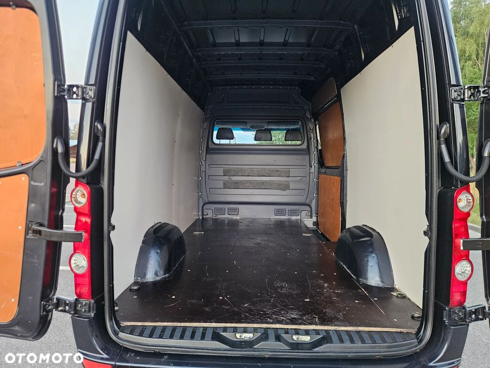 Volkswagen Crafter - 11
