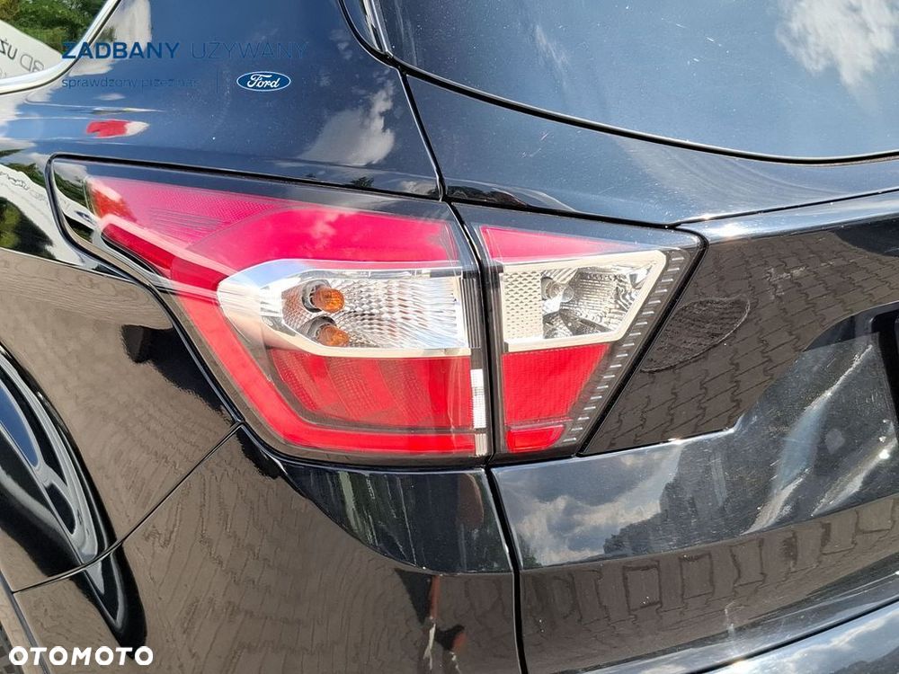 Ford Escape 2.0 EcoBoost AWD Titanium - 11