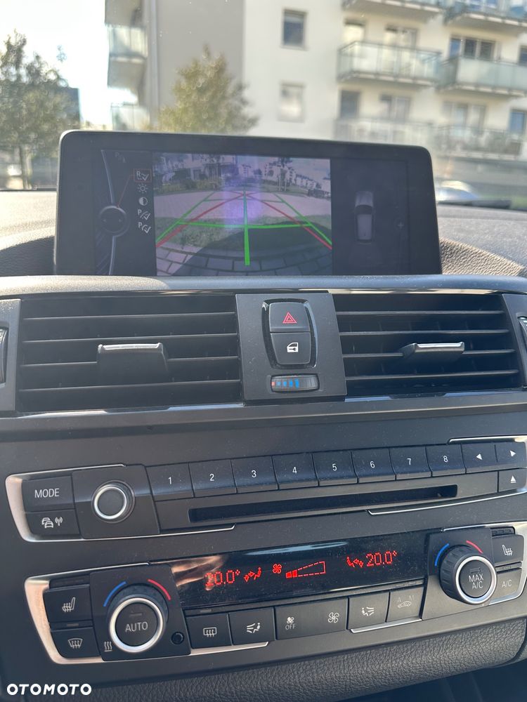 BMW Seria 1 118i Urban Line - 19