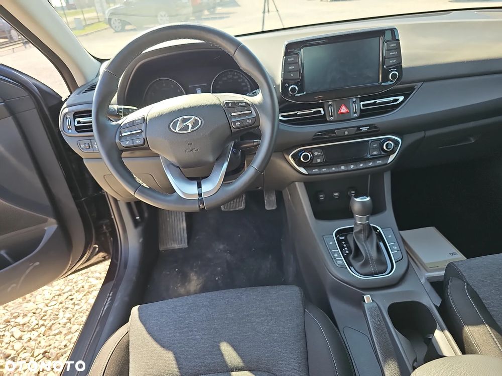 Hyundai i30 1.5 T-GDI 48V Smart DCT - 11