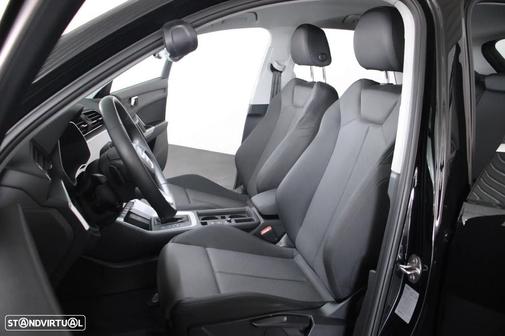 Audi Q3 35 TFSI S tronic - 6