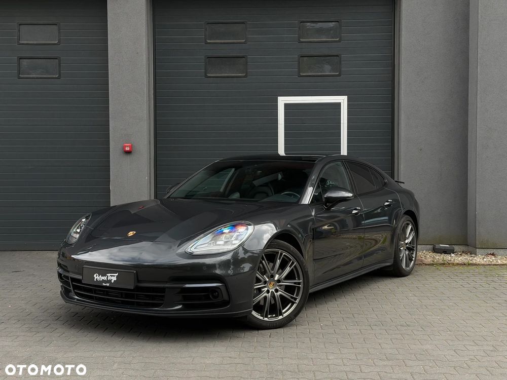 Porsche Panamera 4 - 1