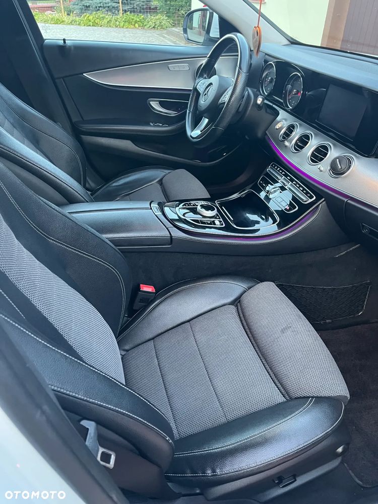 Mercedes-Benz Klasa E - 12