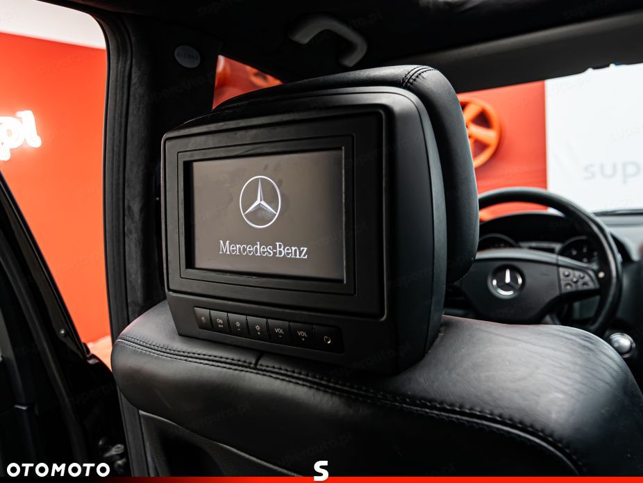 Mercedes-Benz ML - 25