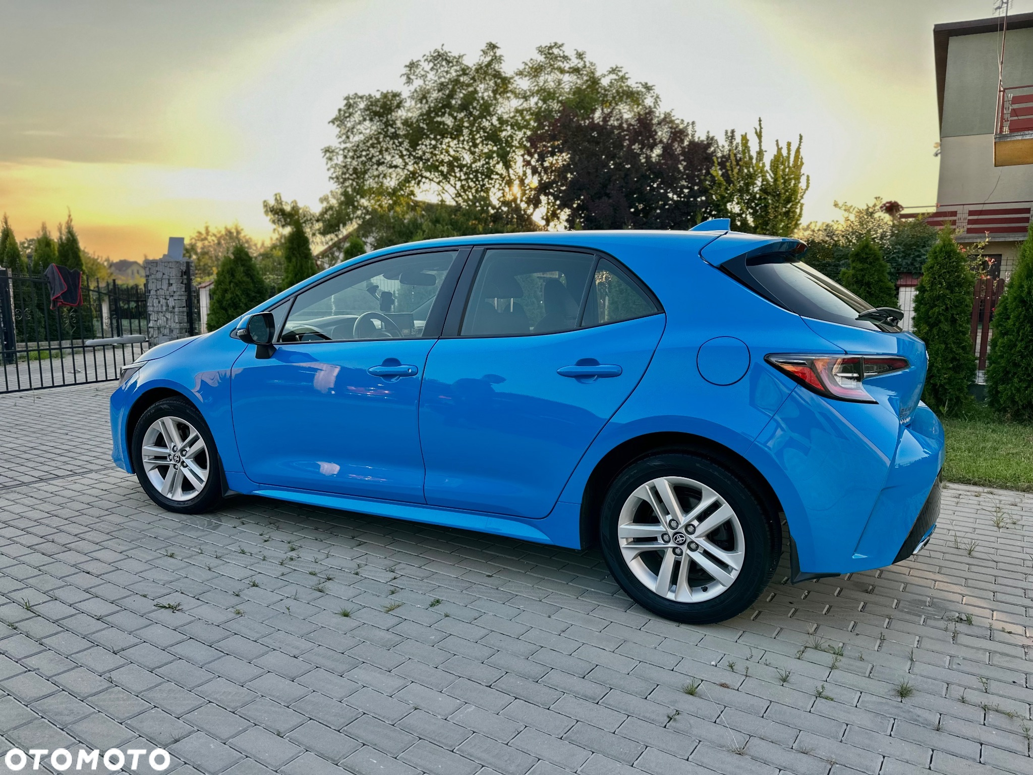 Toyota Corolla - 3